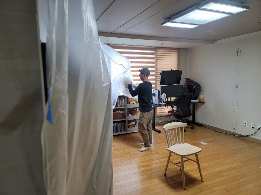 분당 야탑동 아파트 교습소 가벽 철거 시공사례 | 아파트 내부 철거 3 분당 아파트 내부 보양 작업03