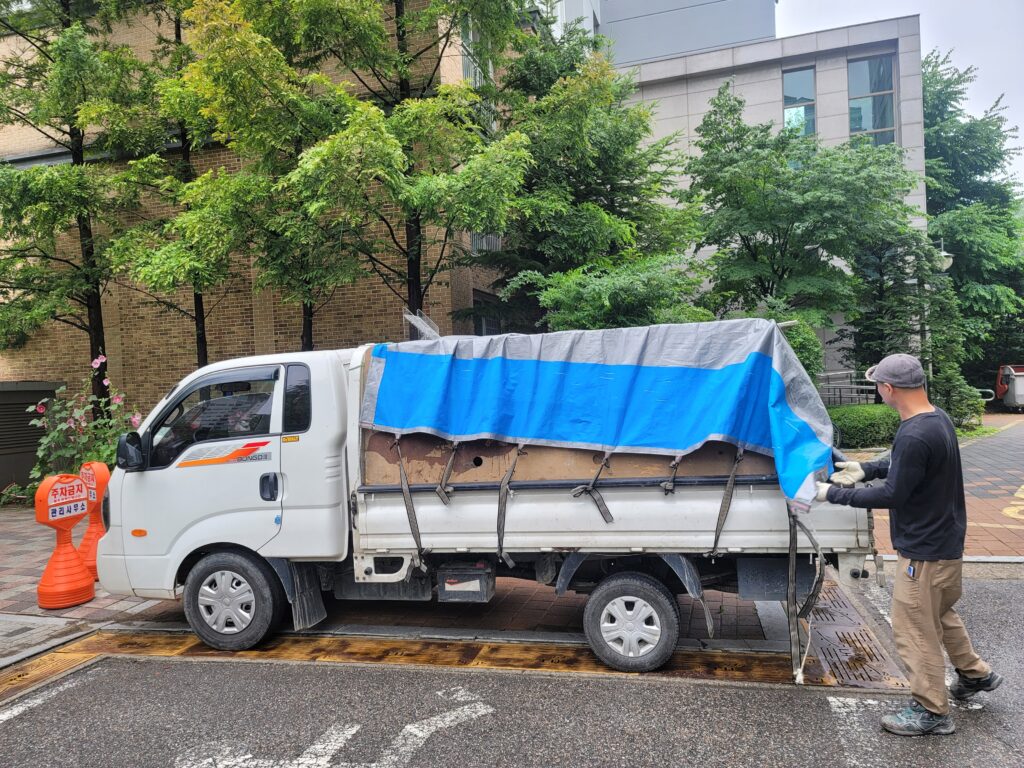 분당 야탑동 아파트 교습소 가벽 철거 시공사례 | 아파트 내부 철거 9 가벽 철거 폐기물 차량 반출